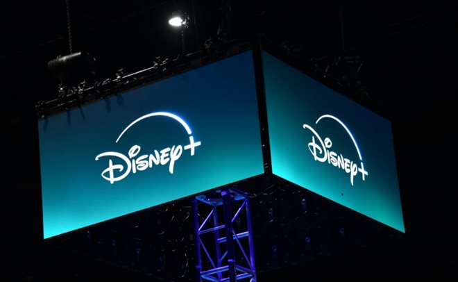 Le logo de Disney+ photographié à San Diego, en Californie, le 24 juillet 2024