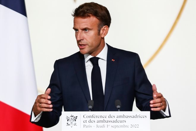 Le président français Emmanuel Macron à Paris le 1er septembre 2022  