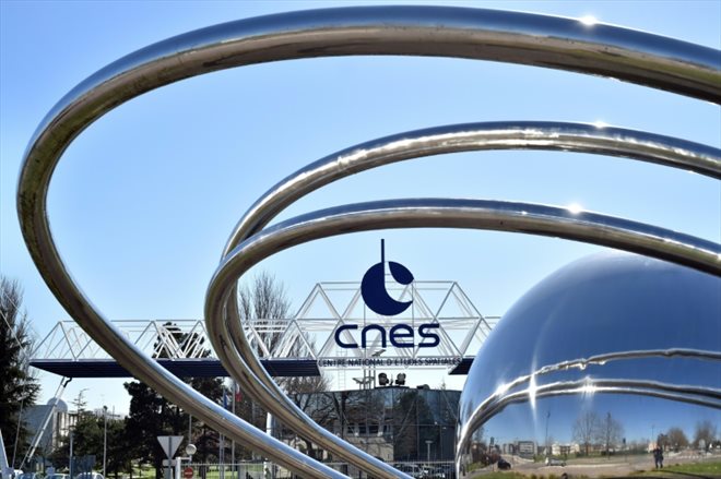 L'entrée du CNES à Toulouse, en mars 2017