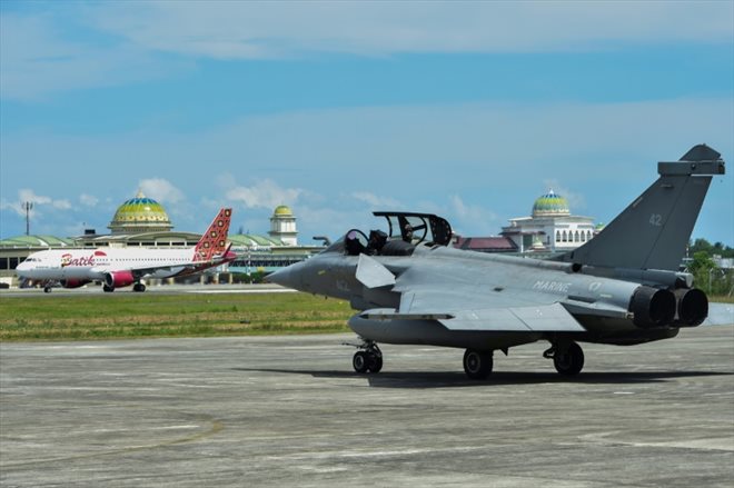 Un avion Rafale sur une base de l'aviation indonésienne à Blang Bintang en mai 2019 en Indonésie 
