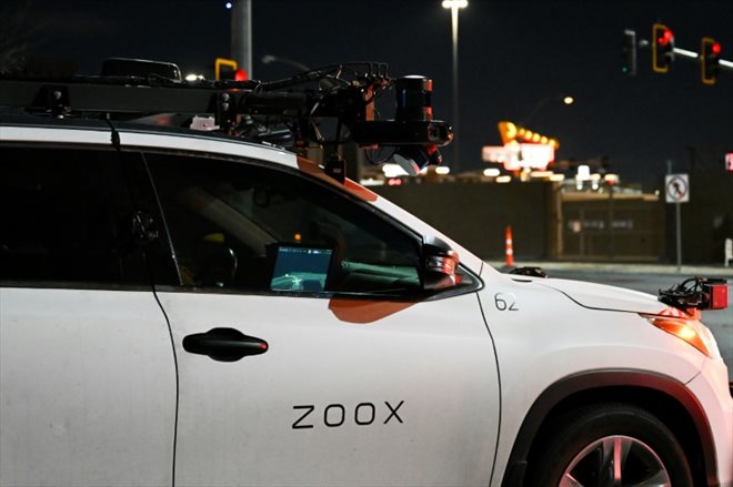 Une navette de Zoox, une filiale d'Amazon, à Las Vegas avant le début du salon éléectronique CES, le 3 janvier 2023