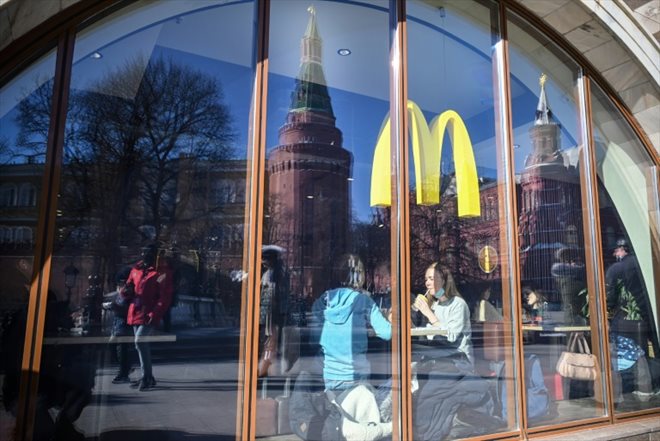 Le McDonald's situé à deux pas du Kremlin, à Moscou, le 10 mars 2022