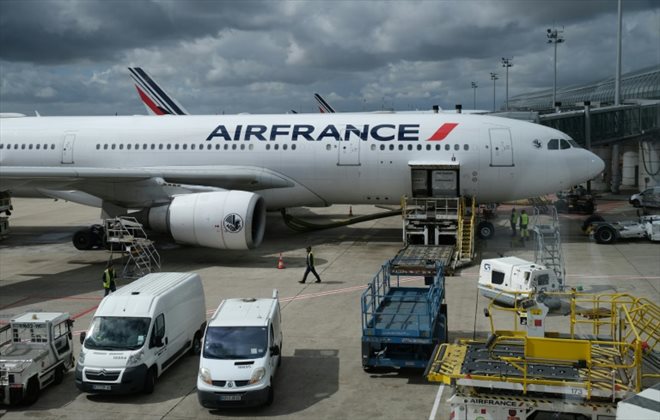 Un avion d'Air France sur le tarmac de l'aéroport Roissy-Charles de Gaulle (France), le 8 septembre 2022