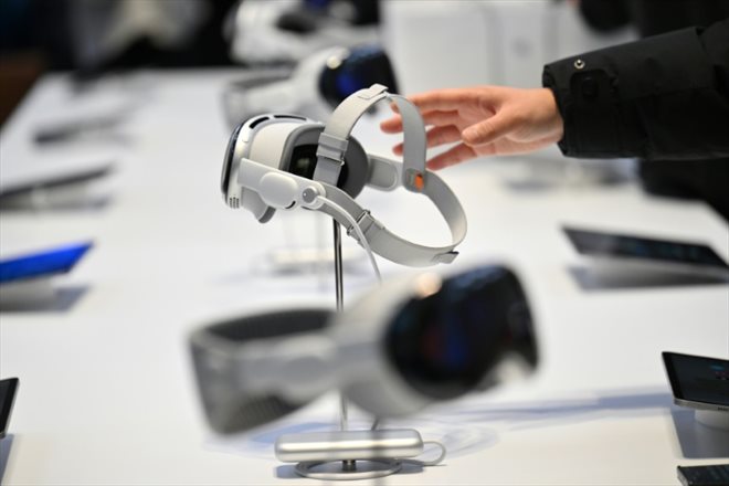 Lancement de l'Apple Vision Pro à Los Angeles, le 2 février 2024 en Californie