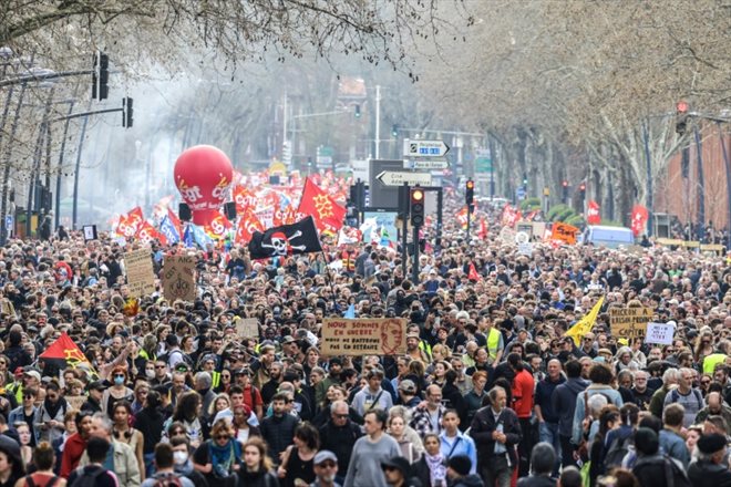 Manifestation contre la réforme des retraites, le 23 mars 2023 à Toulouse