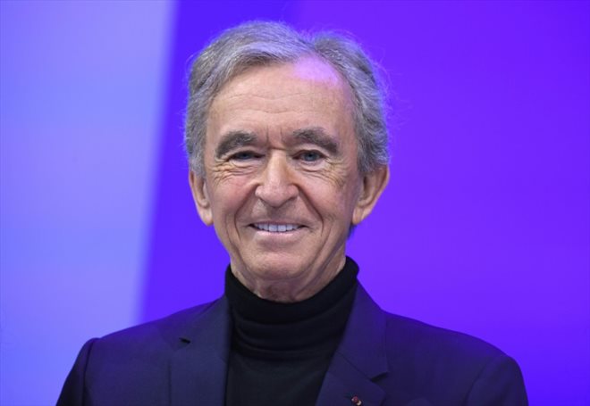 Interview Bernard Arnault Pdg LVMH confiant sur Louis Vuitton à moyen terme  