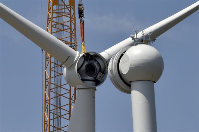 Le chantier de remplacement des éoliennes du parc Souleilla-Corbières, le 1er juin 2023 à Treilles