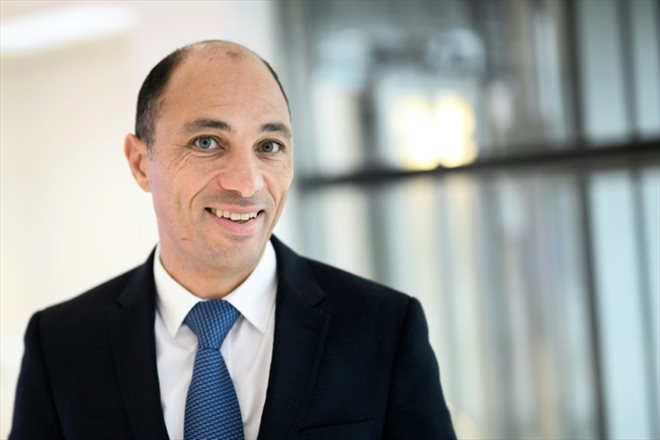 Sadri Fegaier dans ses bureaux à Romans-sur-Isère, le 21 novembre 2022