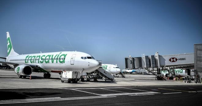 Le groupe, qui outre Air France et KLM, inclut la low-cost Transavia, a déployé au premier trimestre 89% de sa capacité, mesurée en sièges-kilomètres offerts (SKO), l'un des indices de référence du secteur