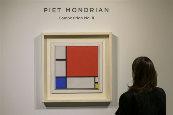 Un tableau de Piet Mondrian,  Composition No. II, qui sera vendu aux enchères en novembre par Sotheby's, présenté le 4 novembre 2022 