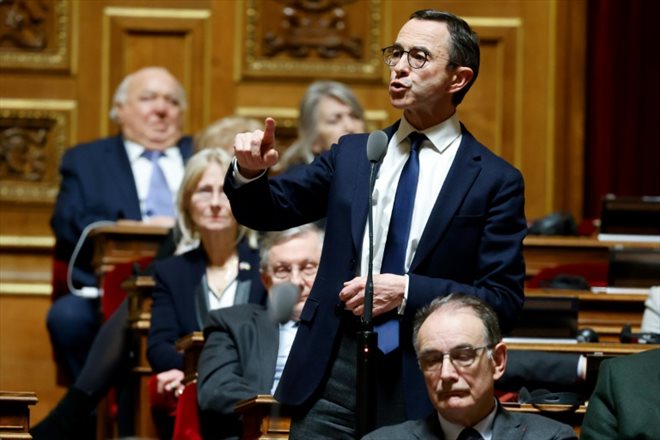 Le sénateur Bruno Retailleau s'exprime au Sénat à Paris le 1er février 2023
