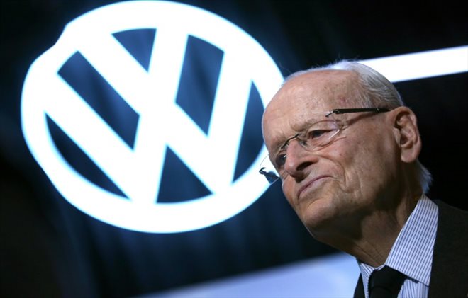 L'ancien dirigeant de Volkswagen, Carl Hahn, le 4 novembre 2019 à Zwickau, dans l'est de l'Allemagne 