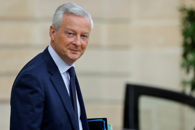 Le ministre de l'Economie et des Finances Bruno quitte l'Elysée après le conseil des ministres le 20 septembre 2023