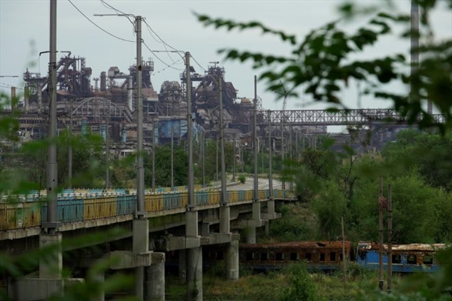 Les ruines de l'usine sidérurgique Azovstal à Marioupol en Ukraine, le 15 septembre 2022
