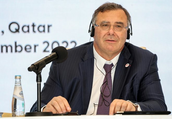 Le PDG du groupe TotalEnergies Patrick Pouyanné, le 24 septembre 2022 à Doha, au Qatar