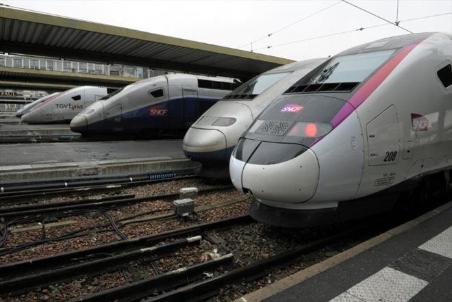 La ligne TGV Paris-Lyon, la plus fréquentée d'Europe, va être fermée pendant quatre jours en novembre pour travaux