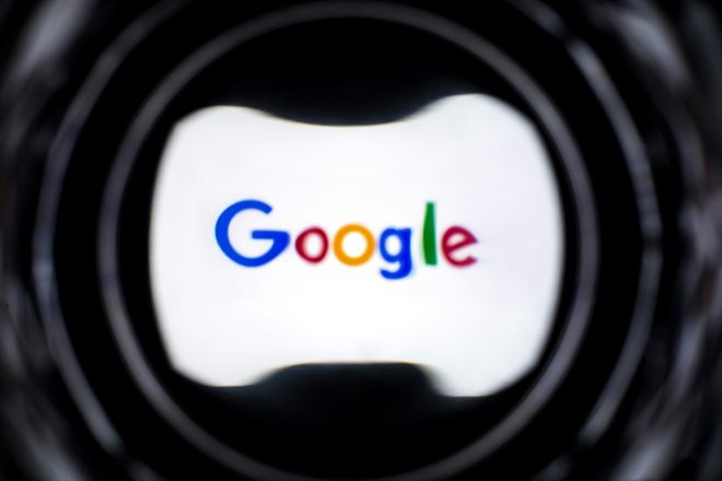 Google a annoncé qu'il allait supprimer des liens vers les sites d'information californiens dans certains résultats de recherche, pour riposter contre un projet de loi qui l'obligerait à payer une commission aux médias