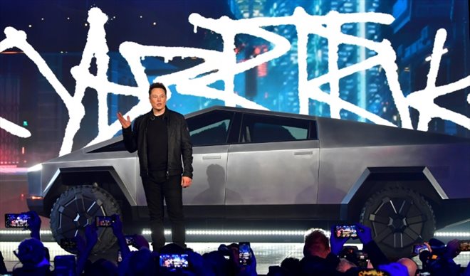 Elon Musk, patron du constructeur automobile Tesla, lors de la présentation du pickup électrique Cybertruck le 21 novembre 2019 à Hawthorne (Californie)