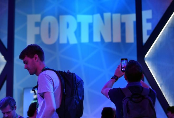 Epic Games, le créateur du très populaire jeu vidéo Fortnite, a annoncé jeudi un plan social pour faire des économies, même s'il va continuer à dépenser des fonds pour sa bataille juridique contre Apple et Google
