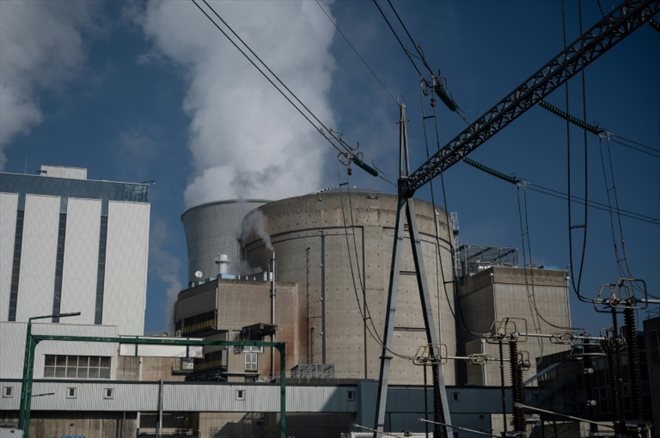 La centrale nucélaire de Bugey le 25 janvier 2022, à Saint-Vulbas, dans l'Ain