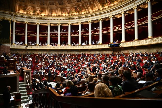 Séance de questions au gouvernement à l'Assemblée nationale, à Paris, le 19 juillet 2022