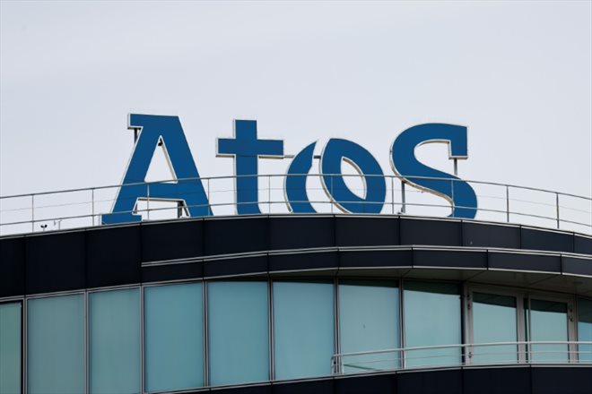 Le groupe informatique français Atos, pilier technologique des JO-2024, a annoncé lundi un accord avec un groupe de banques et de créanciers pour sécuriser le financement de son plan de restructuration