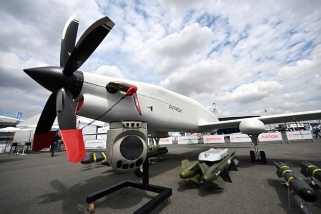 Le drone de combat Aarok de la société Turgis & Gaillard présenté au salon de l'aéronautique et de l'espace du Bourget, le 19 juin 2023 près de Paris