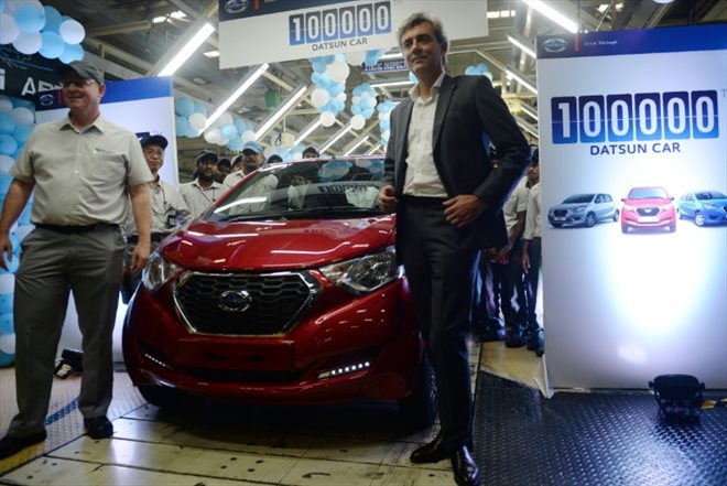 Une Datsun redi-Go lors de son lancement à l'usine indienne de Chennai en 2017