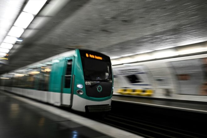 Les négociations pour les primes JO accordées aux conducteurs du métro et du RER de la RATP se sont achevées mercredi avec une proposition de prime de 1.600 euros pour les agents qui travailleront du 22 juillet au 8 septembre