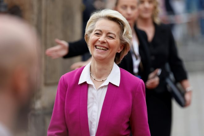 La présidente de la Commission européenne Ursula von der Leyen, le 6 octobre 2022 à Prague