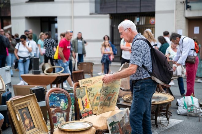 A la braderie de Lille (Nord), le 2 septembre 2023