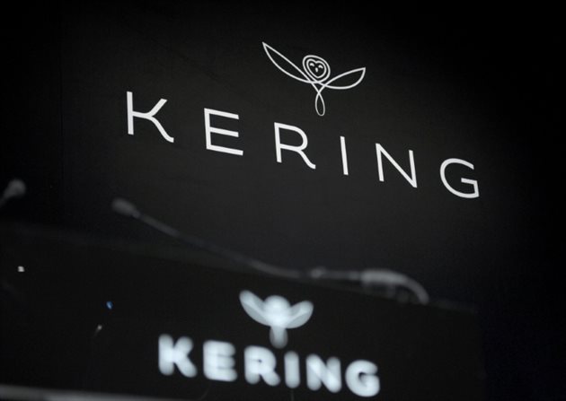 Le groupe de luxe Kering tient jeudi son assemblée générale après avoir accumulé les mauvaises nouvelles, entre chute des ventes et perte de rentabilité opérationnelle