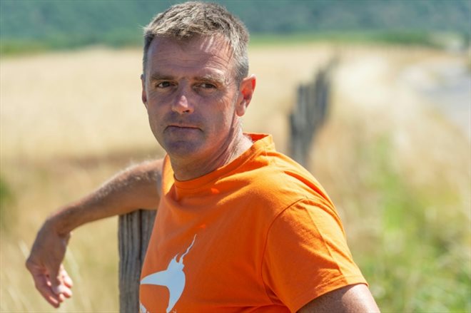 Pascal Lemaire, un agriculteur qui cultive des blés anciens, près de Blesle, en Haute-Loire, le 29 juin 2022