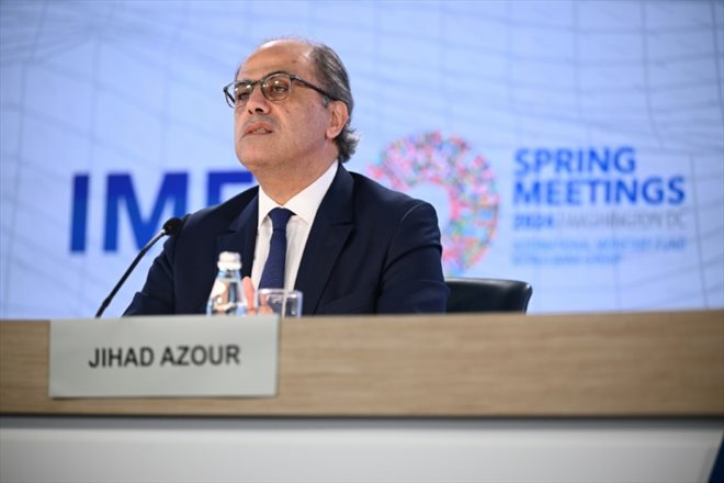 Le directeur régional du FMI, Jihad Azour, lors d'une réunion sur les perspectives économiques pour le Moyen-Orient et l'Asie centrale, le 18 avril 2024 à Washington