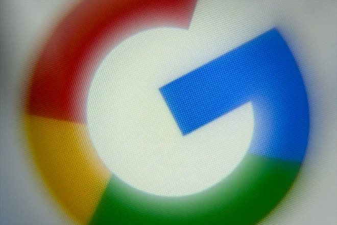 Google a commencé à limiter les cookies tiers chez certains des utilisateurs de son navigateur Chrome, afin d'entamer une transition vers l'abandon de ces traceurs critiqués pour leur caractère intrusif, une décision annoncée depuis 2020