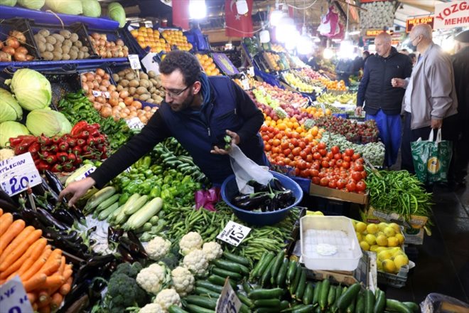 L'inflation s'est envolée en Turquie à près de 70% sur un an en avril, pesant sur les ménages et sur les chances de réélection du président Recep Tayyip Erdogan