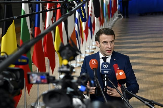 Emmanuel Macron à son arrivée au sommet européen de Bruxelles, le 15 décembre 2022