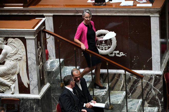 La Première ministre Elisabeth Borne devant l'Assemblée nationale, le 6 juillet 2022