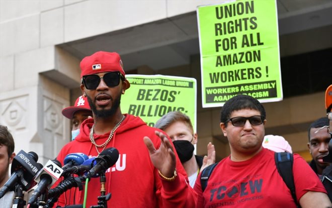 Christian Smalls, président du Amazon Labor Union (ALU), le 1er avril 2022 à New York