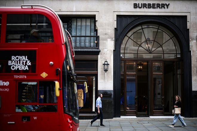 Une boutique Burberry dans le centre de Londres, le 2 septembre 2024.