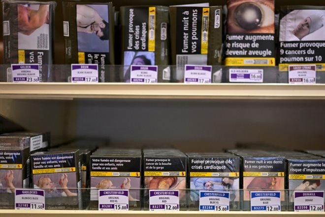 Dans un bureau de tabac, à Hédé-Bazouges (Ille-et-Vilaine), le 2 janvier 2024