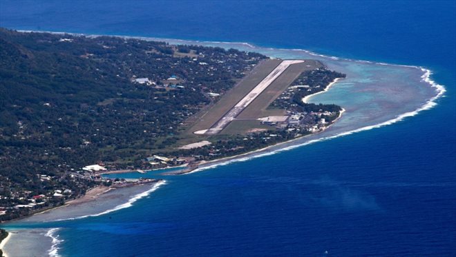 Vue aérienne du nord de l'île de Rarotonga, la plus grande des Iles Cook, le 30 août 2012