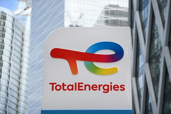 Les salariés de TotalEnergies en France démarrent une grève d'au moins trois jours, pour réclamer notamment une hausse de leurs salaires