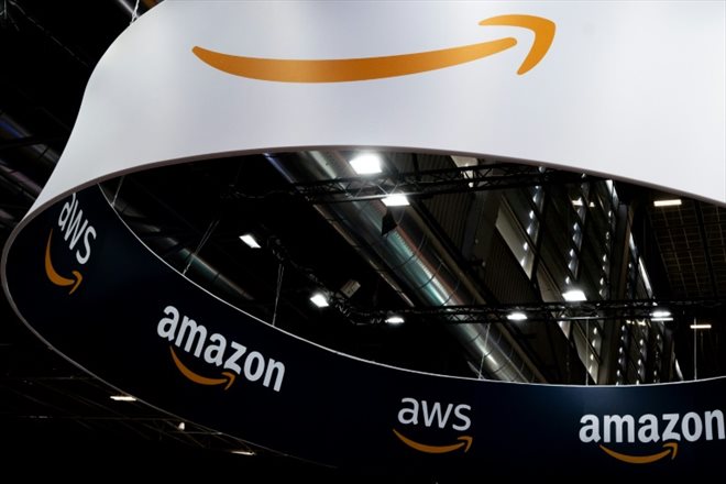 Amazon annonce jusqu'à 4 milliards de dollars d'investissement dans la start-up américaine d'intelligence artificielle (IA) Anthropic