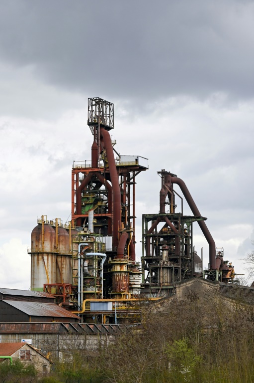 Les anciens hauts-fourneaux d'ArcelorMittal, le 11 avril 2023 à Hayange, en Moselle