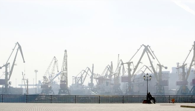 Créer un corridor naval pour permettre aux millions de tonnes de céréales coincées à Odessa d'aller nourrir le monde, une hypothèse compliquée à mettre en oeuvre