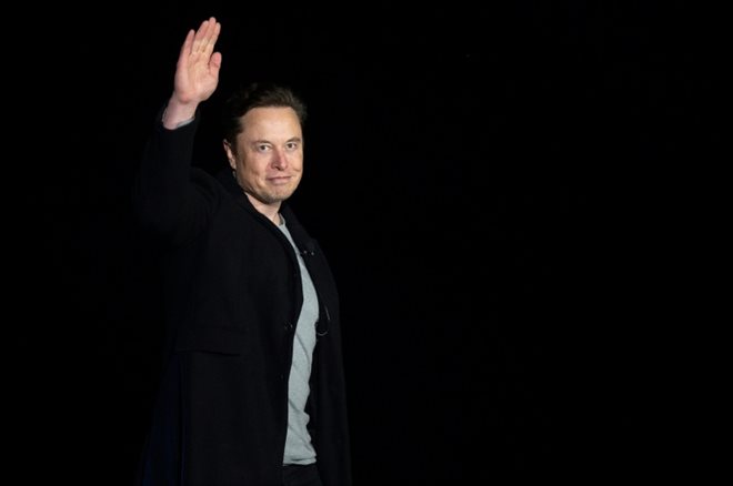 Elon Musk lors d'une conférence de presse près de Boca Chica, au Texas, le 10 février 2022