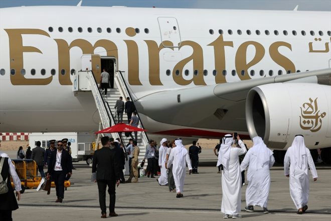 Pour soutenir la croissance de son transport aérien, Dubaï a annoncé la construction d'un nouveau terminal de passagers à l'aéroport Al-Maktoum, pour un montant de plus de 34,8 milliards de dollars
