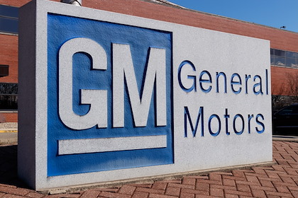 General Motors : bénéfice en chute de 31 % mais des prévisions 2026 revues à la hausse