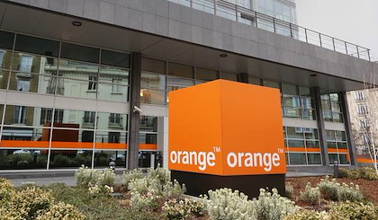 Orange bondit grâce au soutien de Goldman Sachs